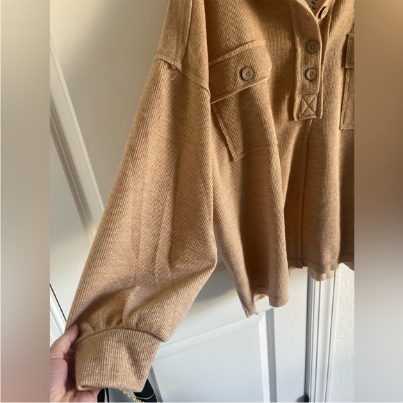*NWT* New In Tan Button-Up Collared Sweater - Picture 2 of 5